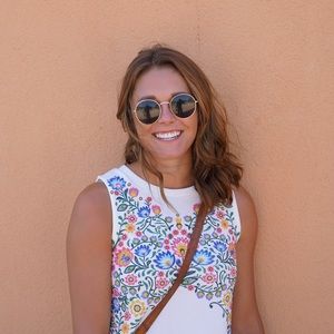Meet your Posher, Hannah